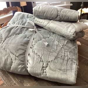 Anthropologie Claire Cotton Velvet Satin Quilt Full NWT ~Smoke